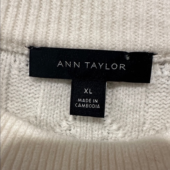 Ann Taylor Cream Cable Knit Sweater - Picture 5 of 8